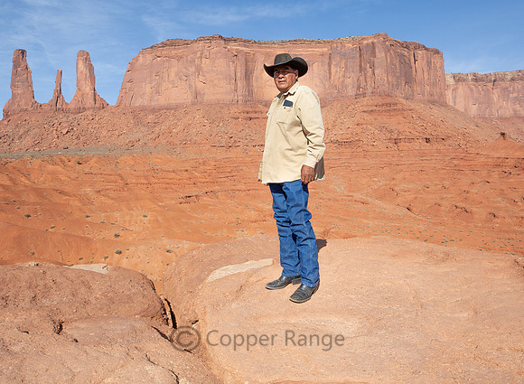 Larry Team - Navajo Guide